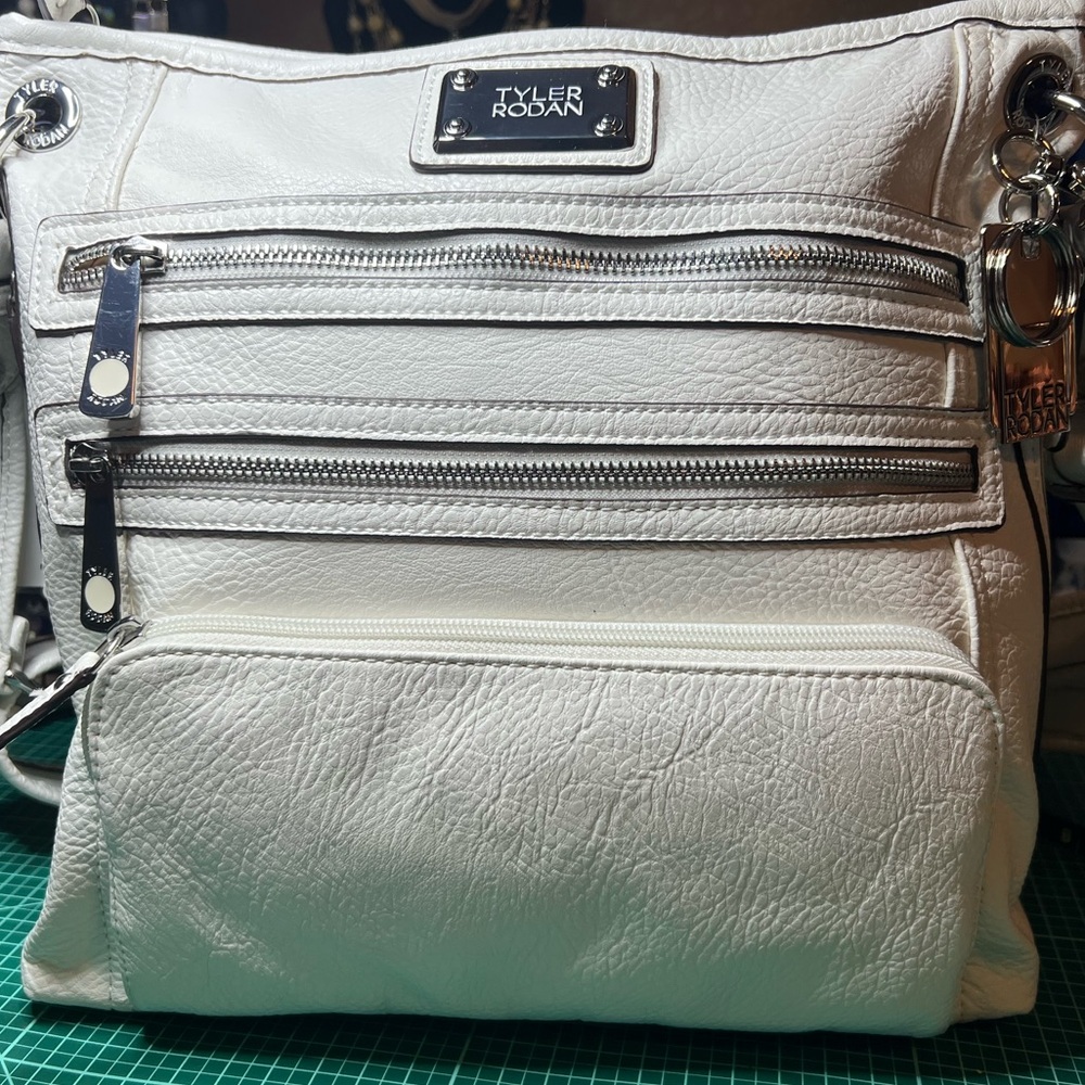 👜 Tyler Rodan Elegant Full Size White Crossbody Bag NWT